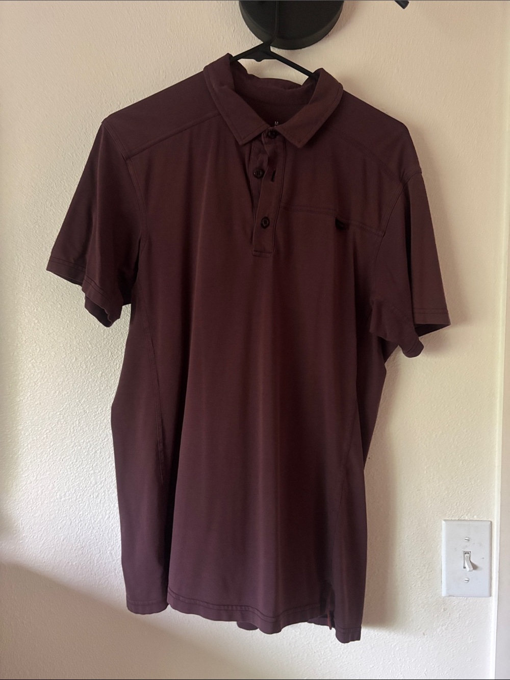 Arcteryx Men's Short Sleeve Polo Shirt in Deep Burgundy plum